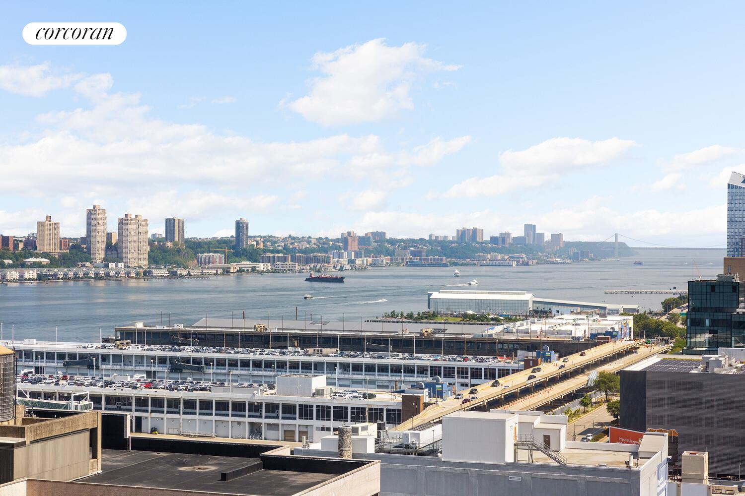 #4 photo, New York City, マンハッタン Hells Kitchen , NY 10036