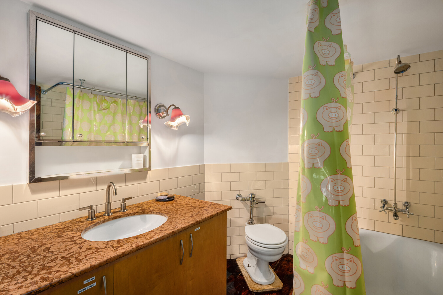 #11 photo, New York City, Fulton/Seaport , NY 10038