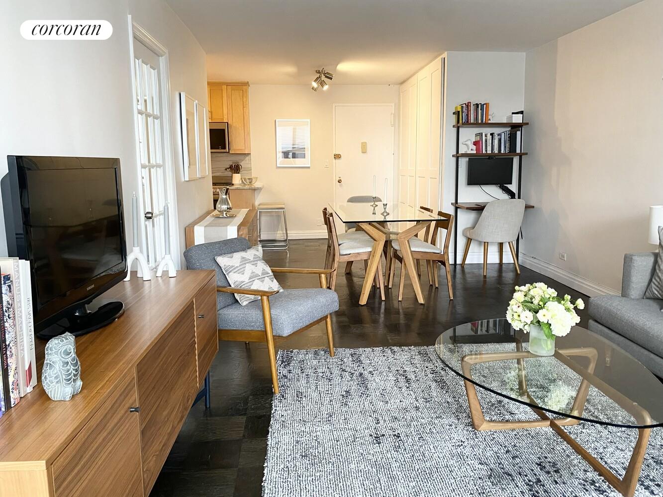 #5 photo, 305 E 40TH Street, Murray Hill , NY 10017