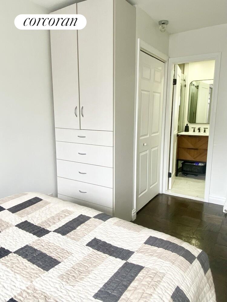 #9 photo, 305 E 40TH Street, Murray Hill , NY 10017