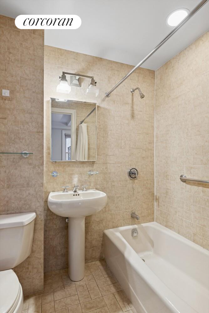 #9 photo, 515 W END Avenue, マンハッタン Upper West Side , NY 10024