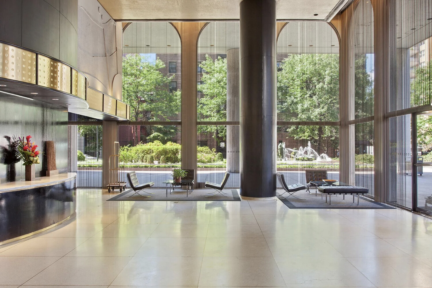 #5 photo, 60 E 8TH Street, マンハッタン Greenwich Village , NY 10003