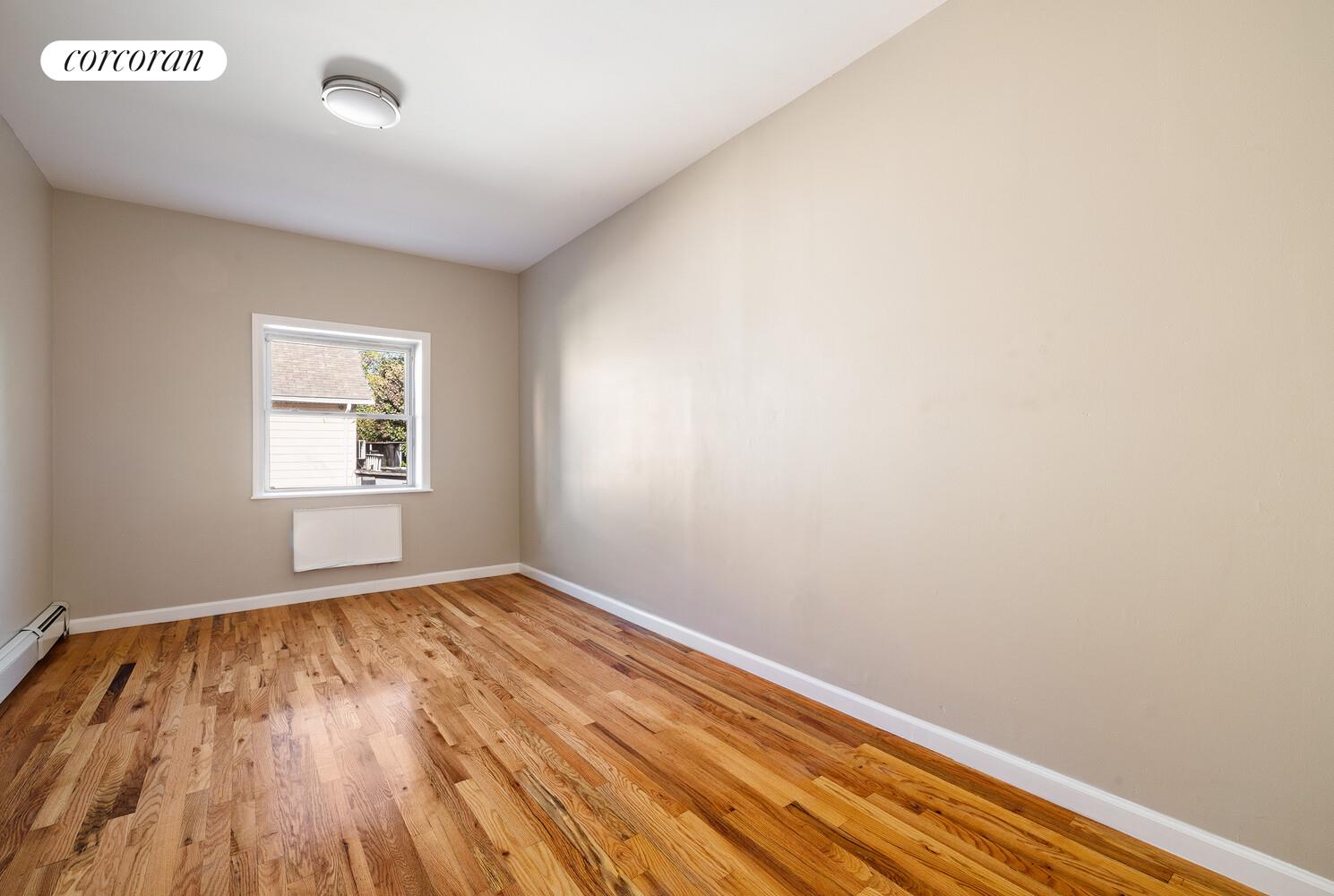 #9 photo, Bronx, ブロンクス区 Concourse Village , NY 10451