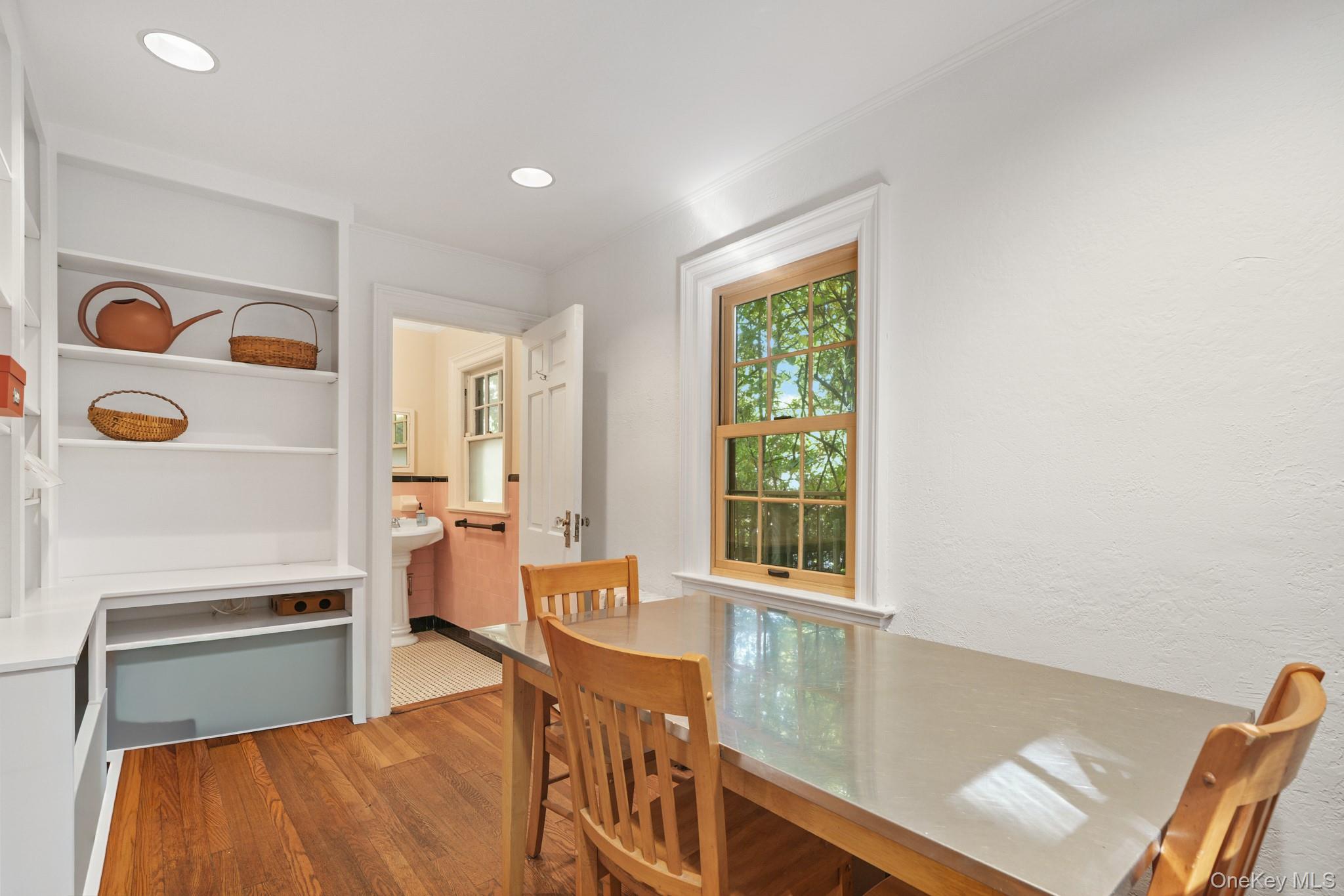 #16 photo, 40 Holland Place, Hartsdale , NY 10530