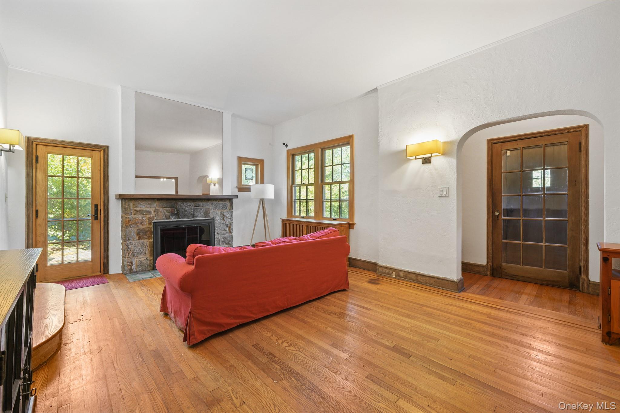 #3 photo, 40 Holland Place, Hartsdale , NY 10530