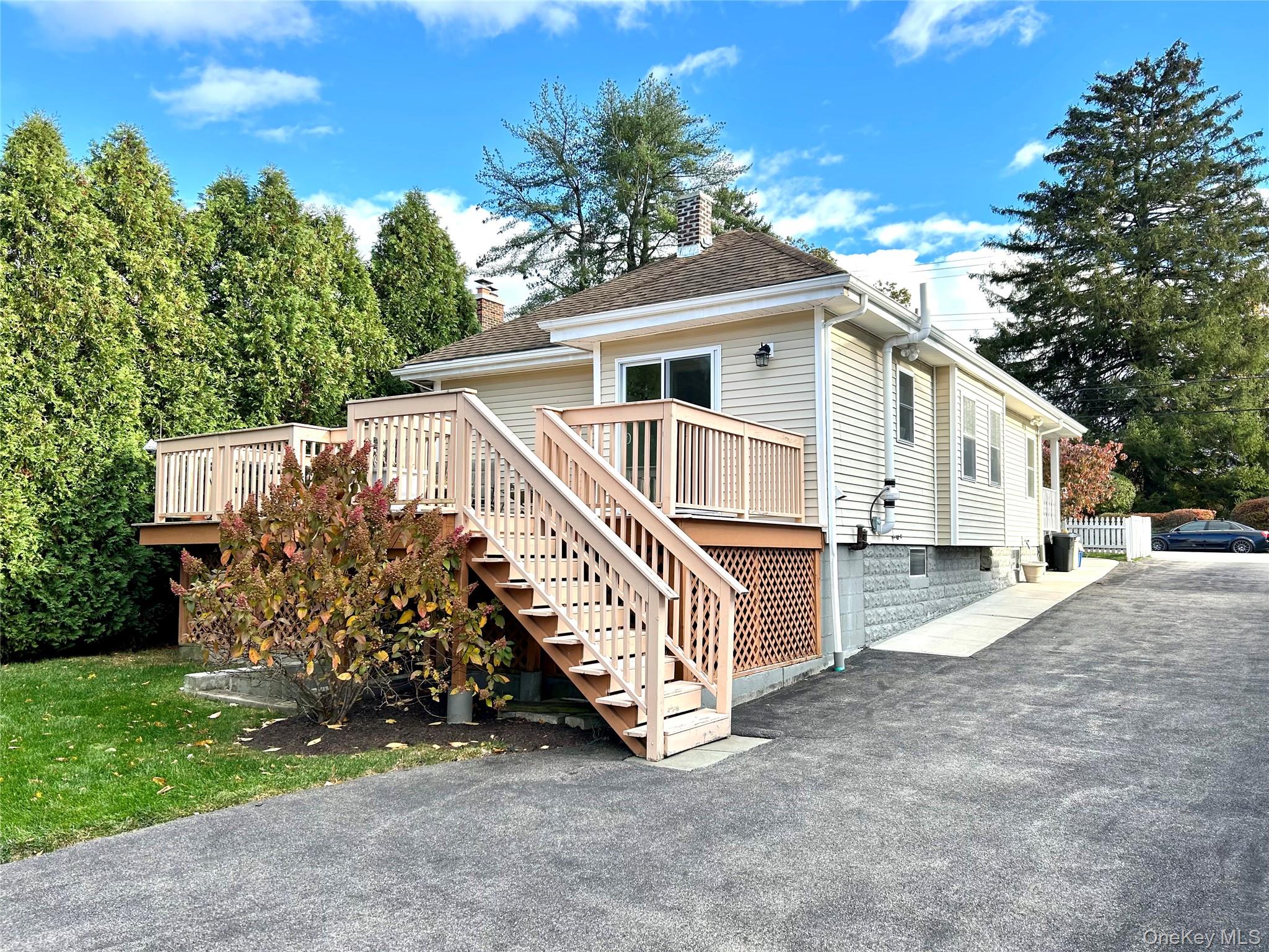 #4 photo, 216 Rockledge Avenue, Cortlandt Manor , NY 10511