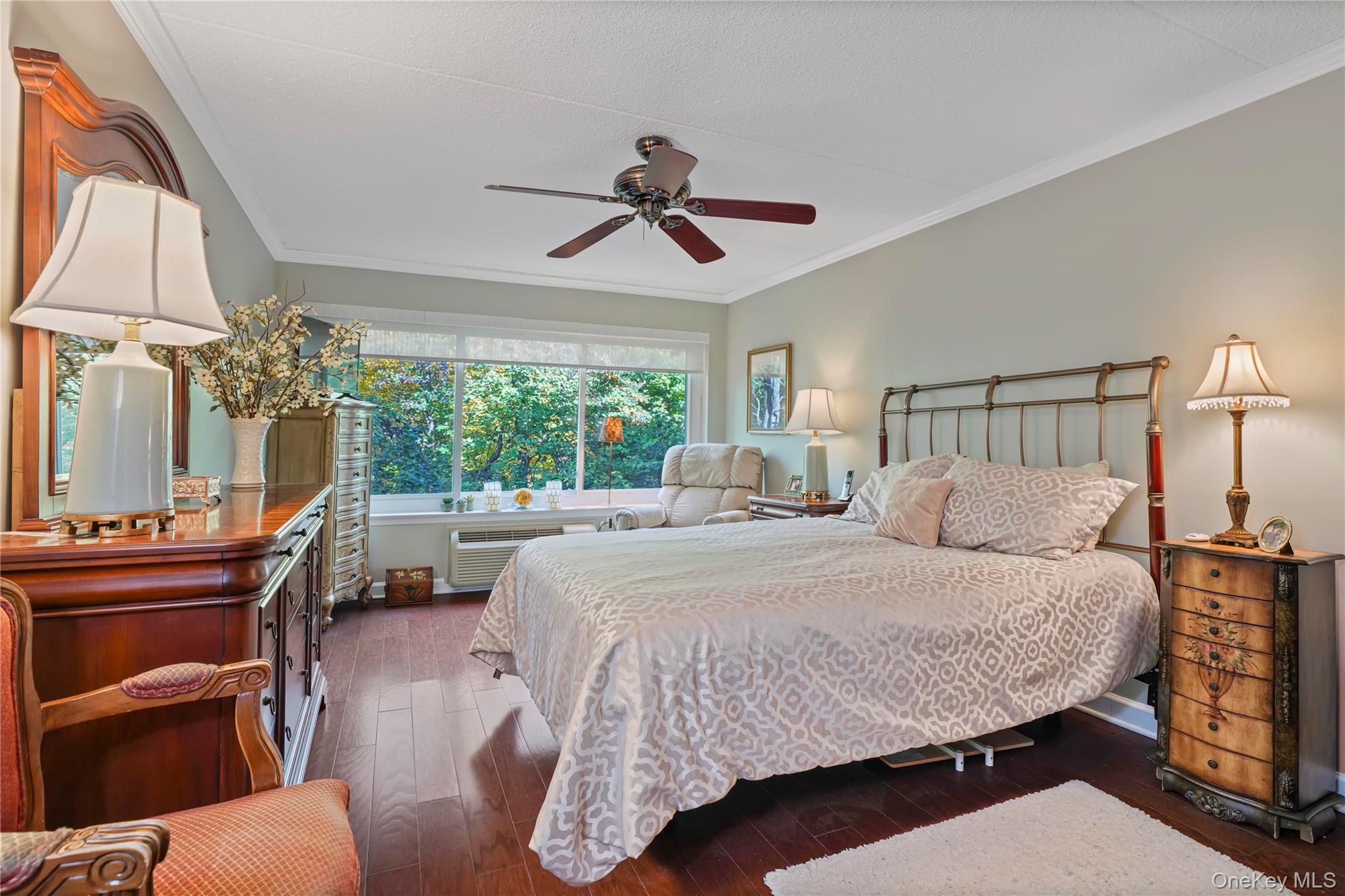 #12 photo, 500 High Point Drive, Hartsdale , NY 10530