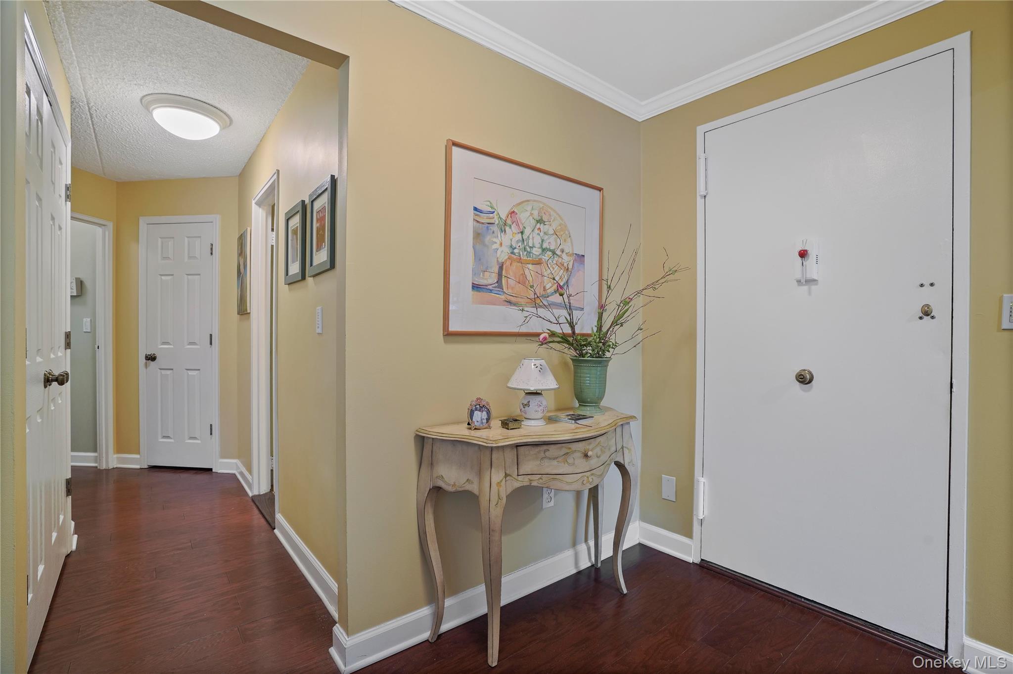 #14 photo, 500 High Point Drive, Hartsdale , NY 10530