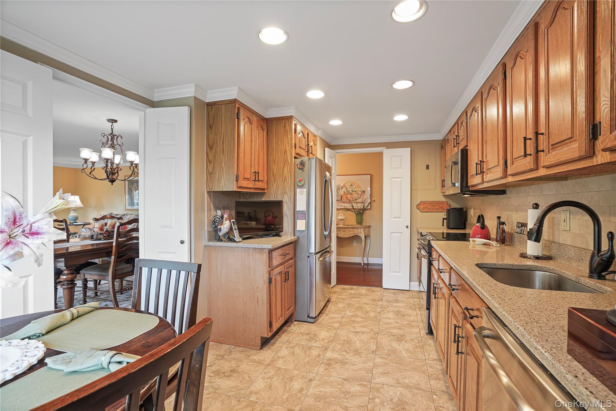 #9 photo, 500 High Point Drive, Hartsdale , NY 10530