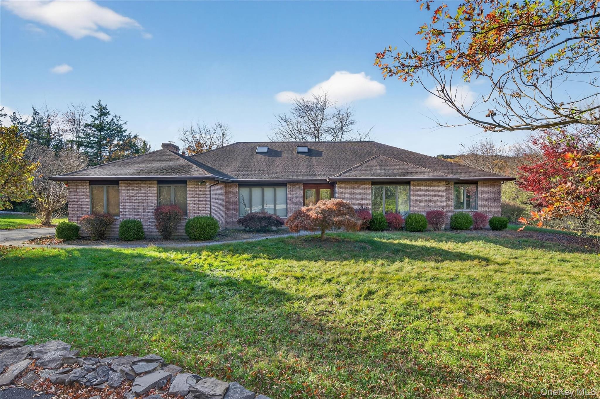 #1 photo, 220 Oxford Road, Chester , NY 10918