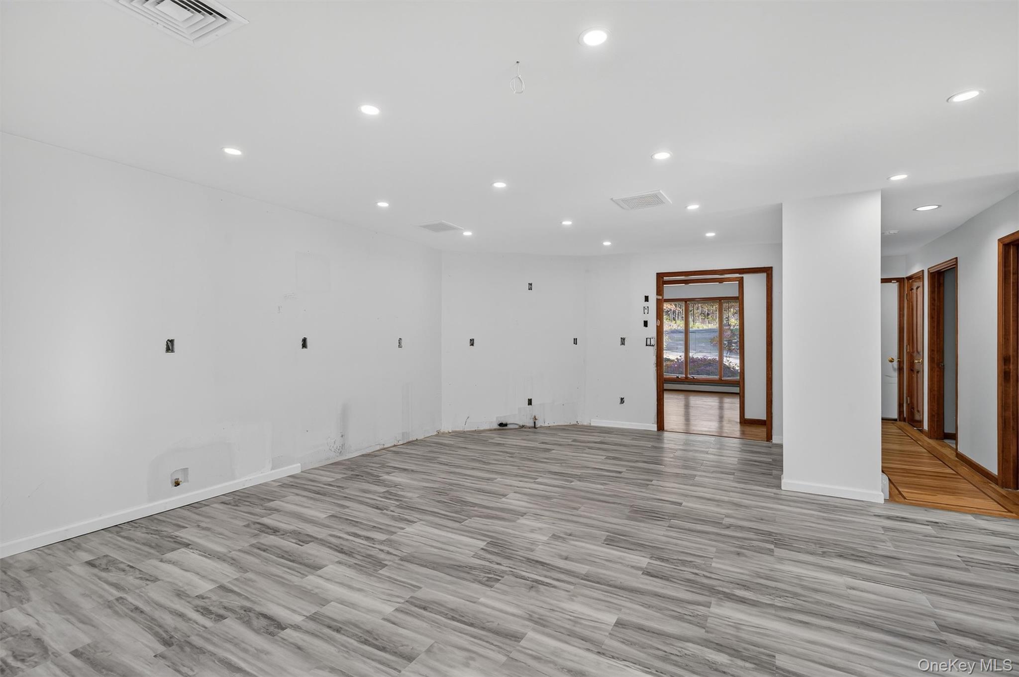 #12 photo, 220 Oxford Road, Chester , NY 10918