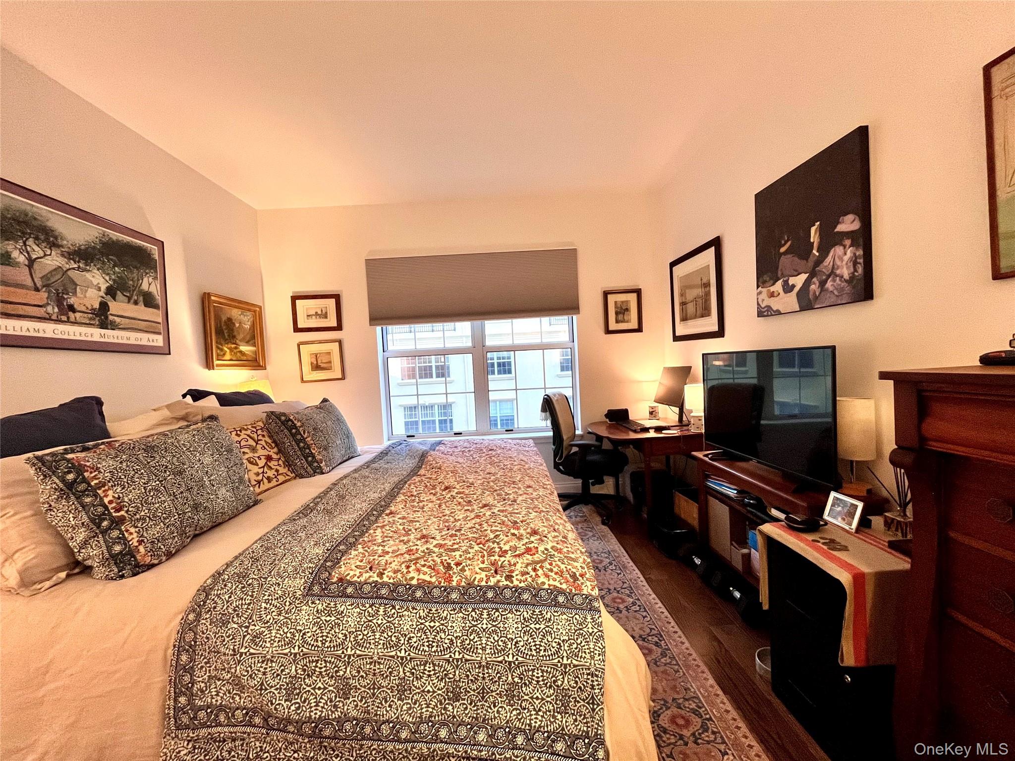 #15 photo, 10 Byron Place, Larchmont , NY 10538