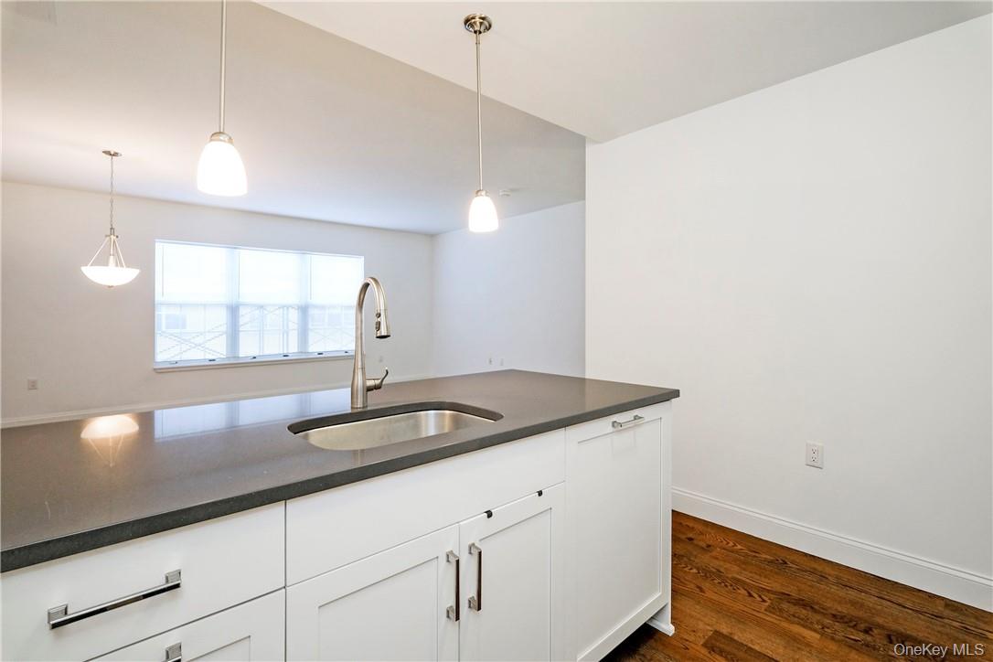 #9 photo, 10 Byron Place, Larchmont , NY 10538