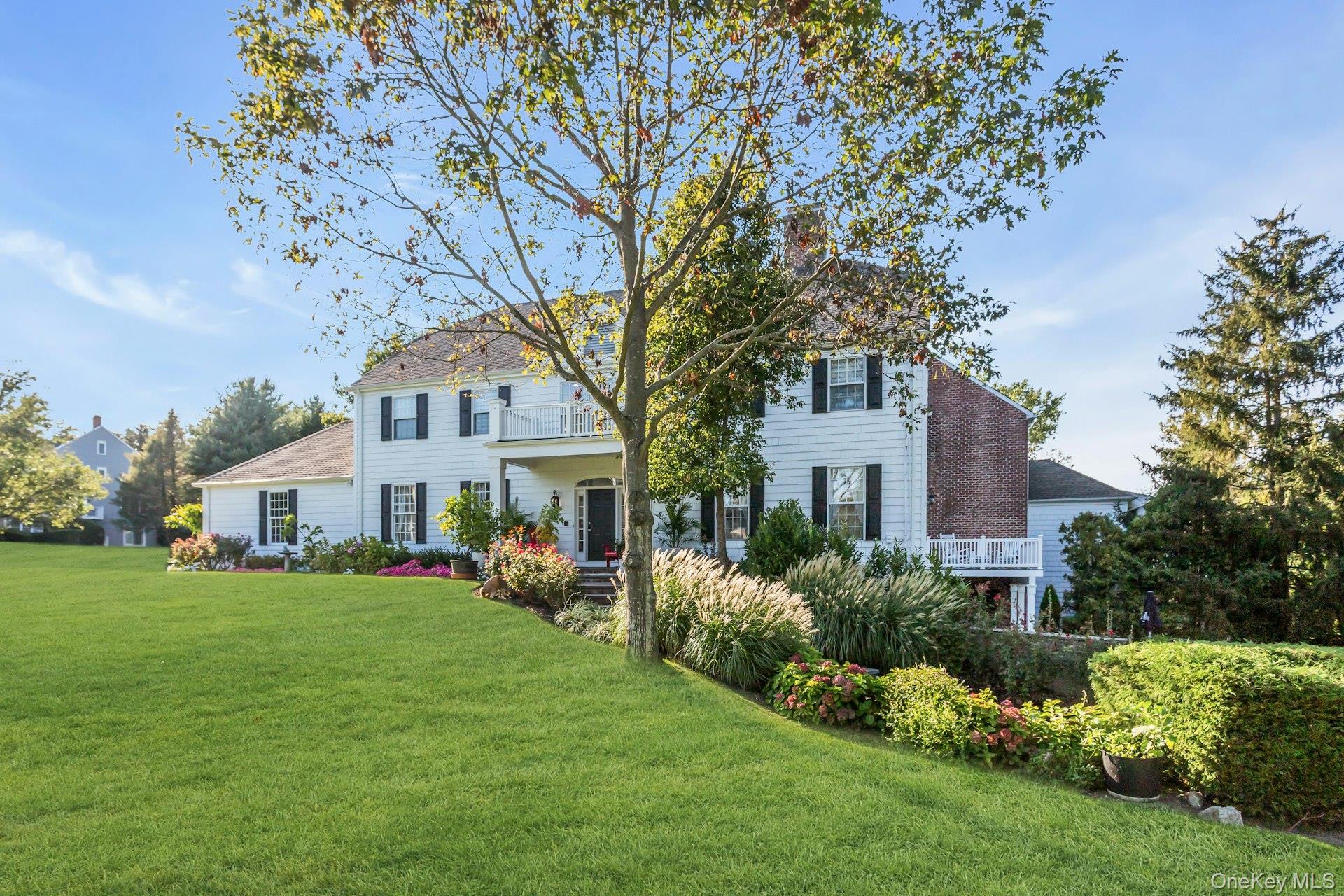 #2 photo, 16 Robin Court, ナッソー郡 Glen Cove , NY 11542