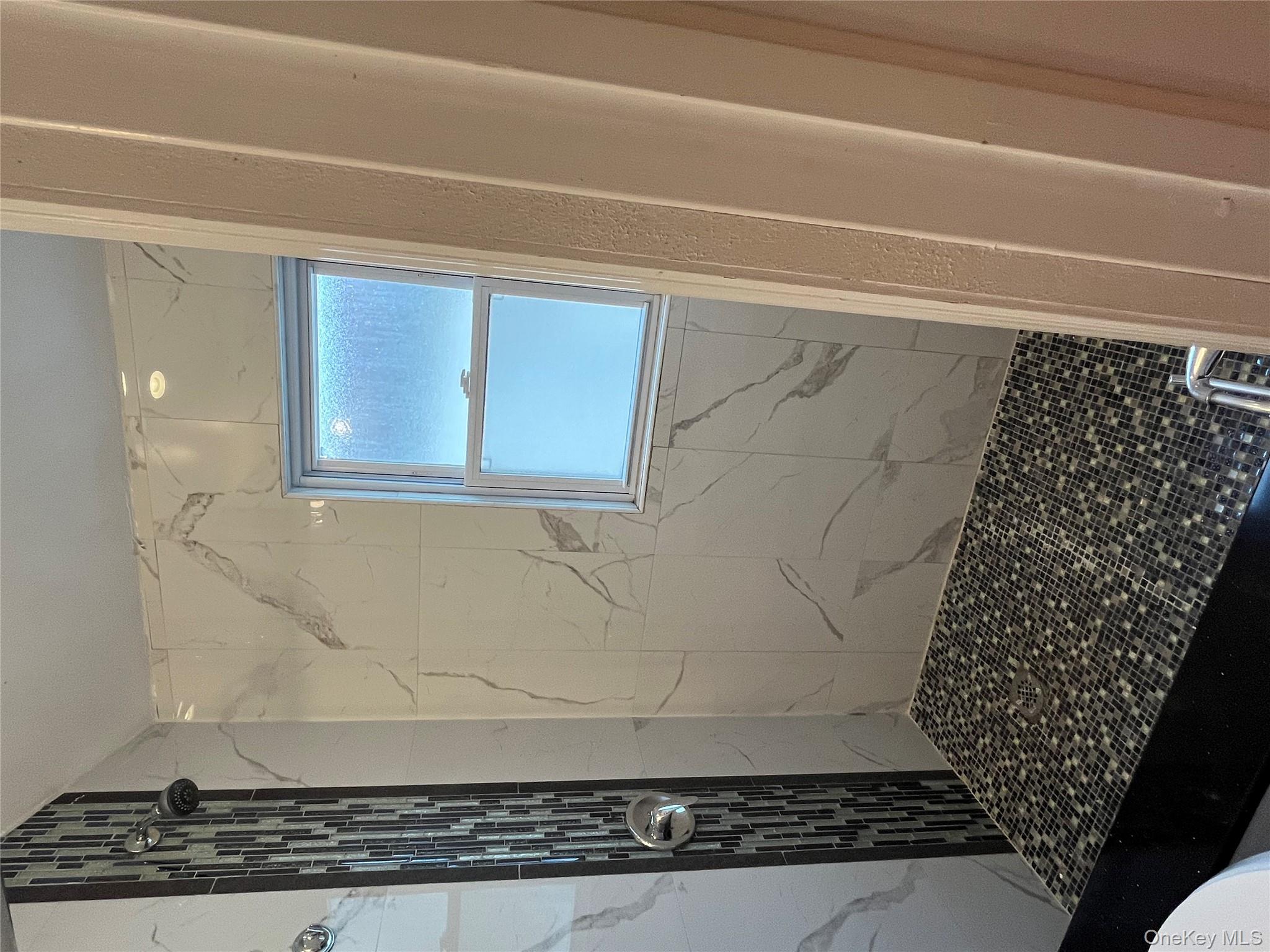 #11 photo, 16414 115th Avenue, クイーンズ区 Jamaica , NY 11434