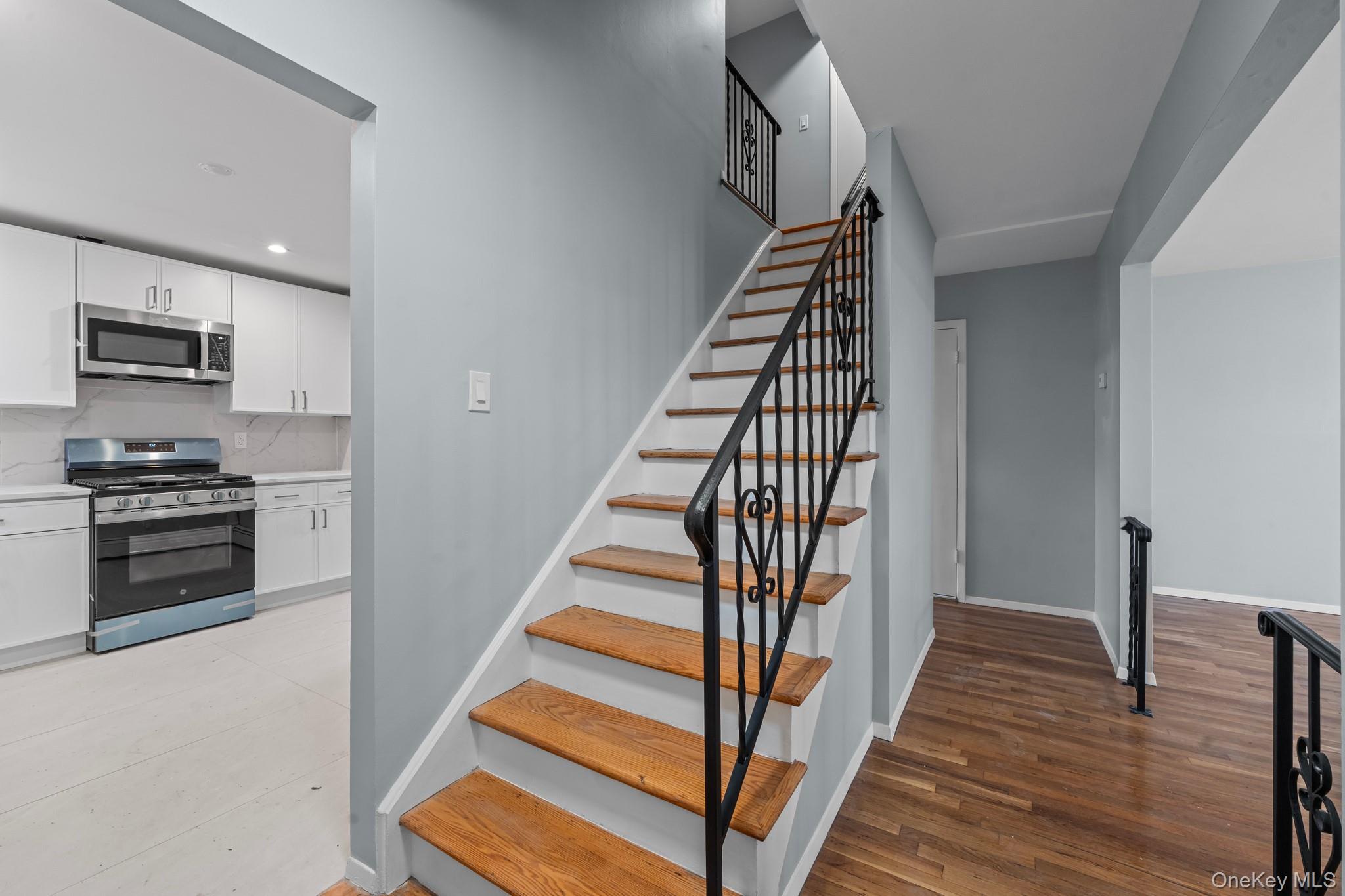 #10 photo, 17211 Horace Harding Expressway, クイーンズ区 Fresh Meadows , NY 11365