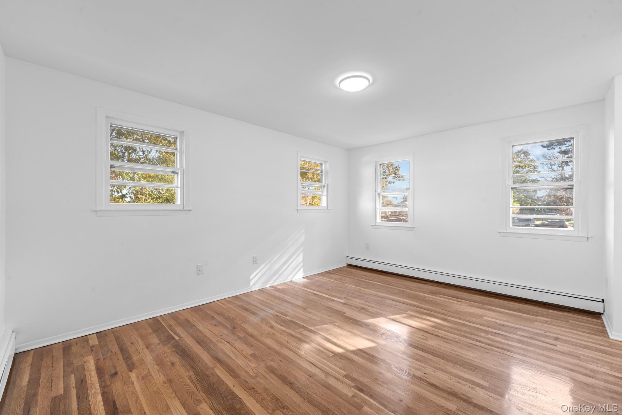 #11 photo, 17211 Horace Harding Expressway, クイーンズ区 Fresh Meadows , NY 11365