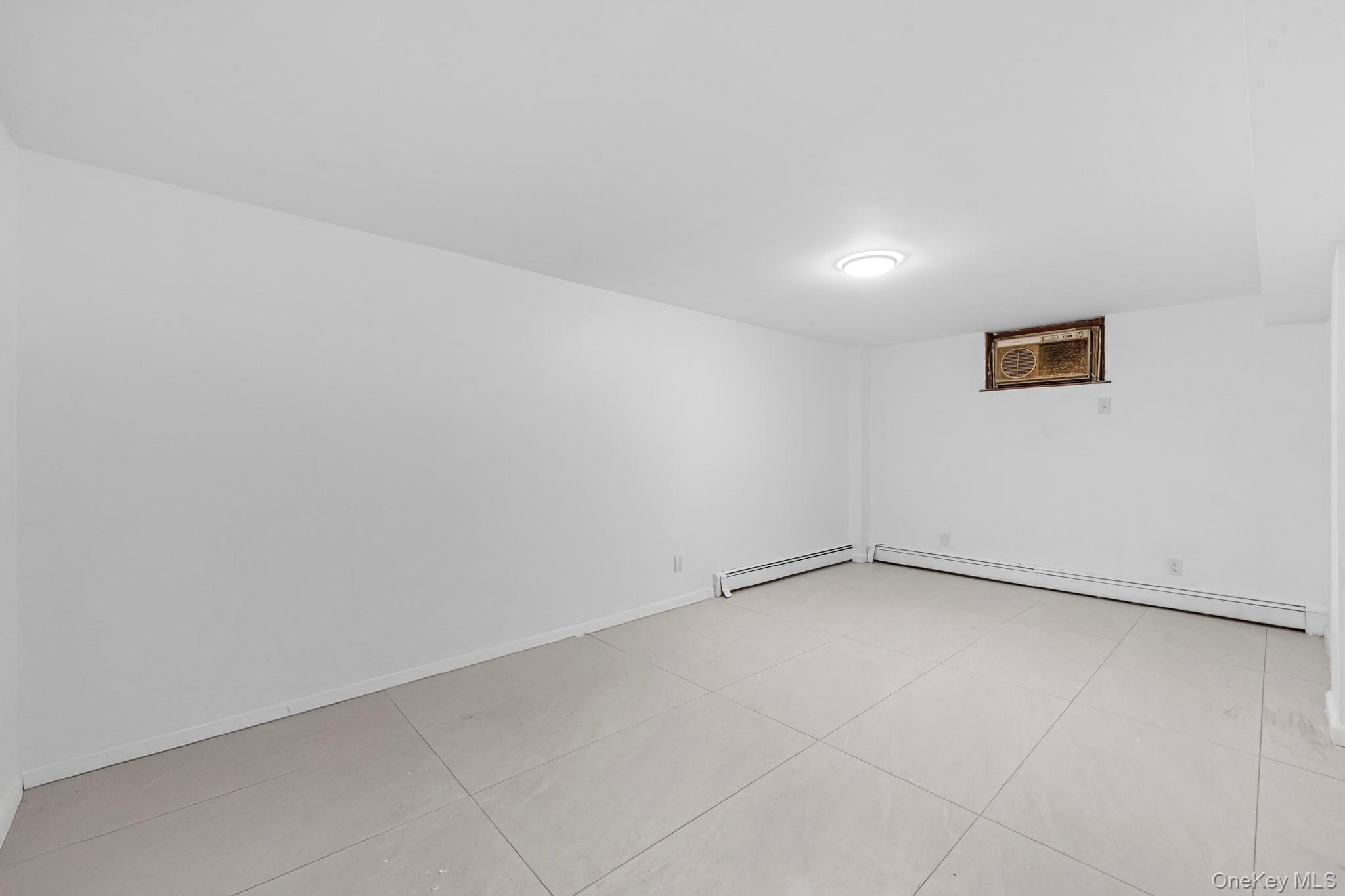 #15 photo, 17211 Horace Harding Expressway, クイーンズ区 Fresh Meadows , NY 11365