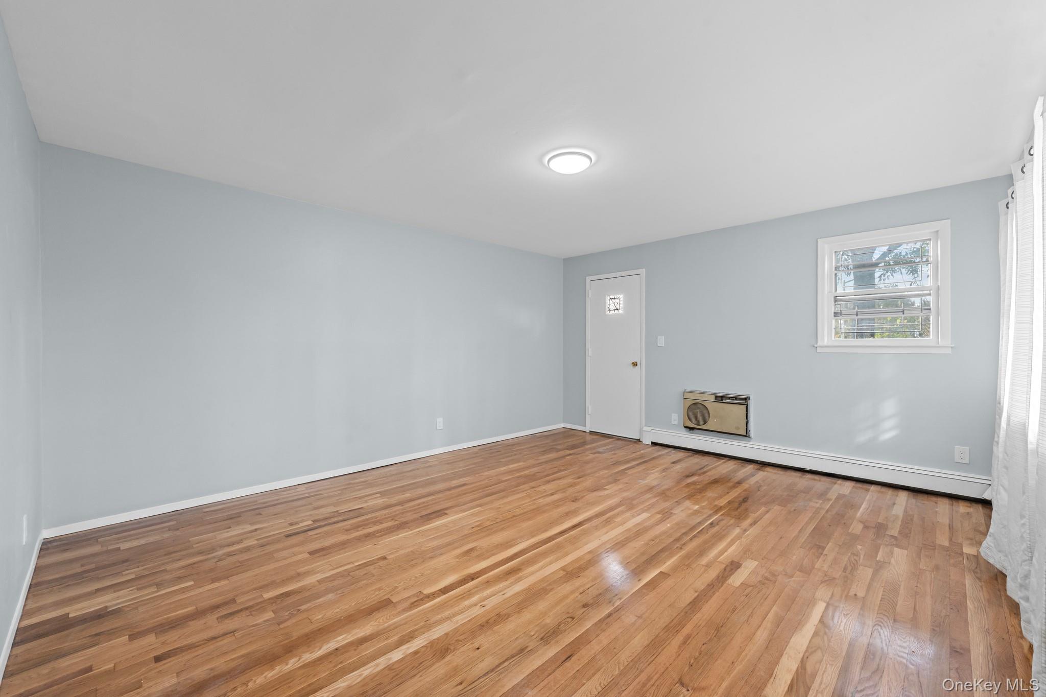 #6 photo, 17211 Horace Harding Expressway, クイーンズ区 Fresh Meadows , NY 11365