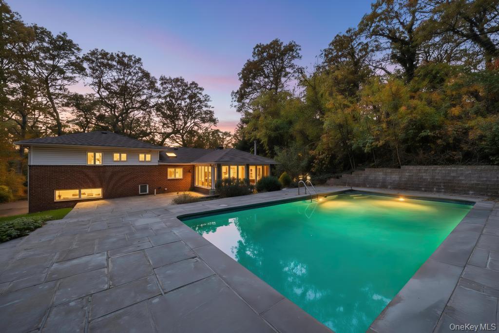 #12 photo, 619 Caledonia Road, Dix Hills , NY 11746