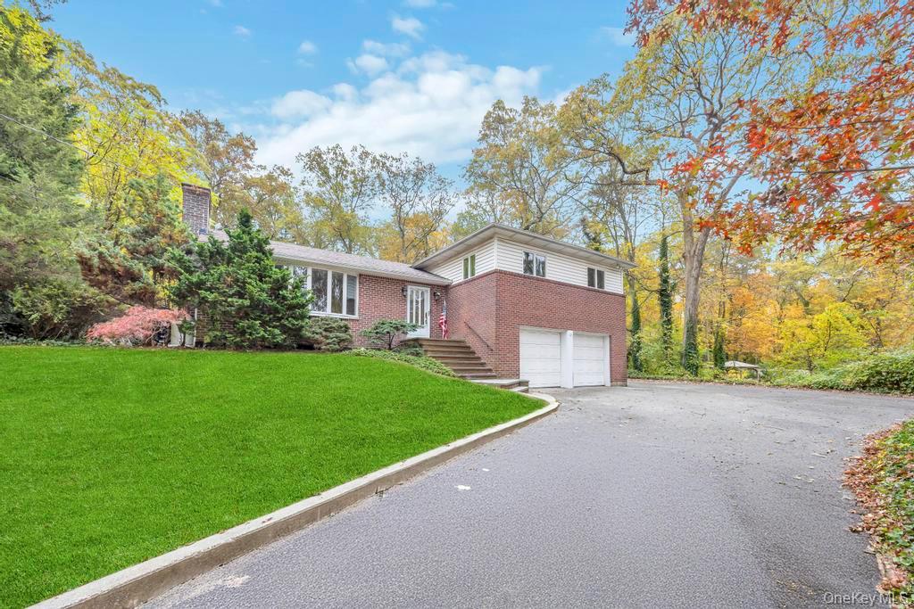 #6 photo, 619 Caledonia Road, Dix Hills , NY 11746