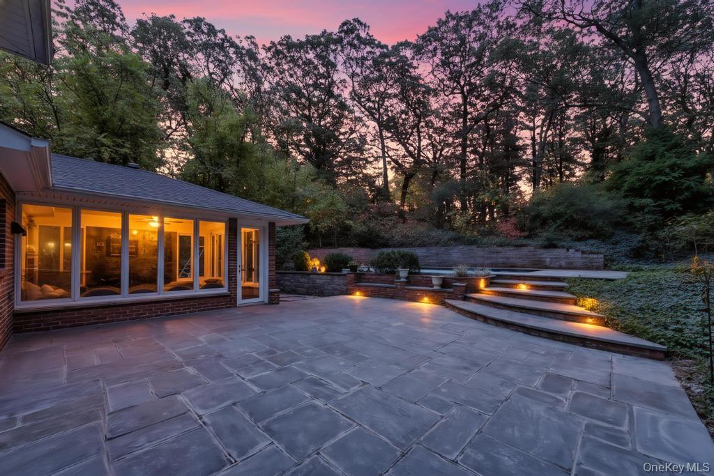 #8 photo, 619 Caledonia Road, Dix Hills , NY 11746