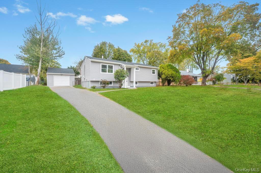 #5 photo, 3004 New London Avenue, Medford , NY 11763