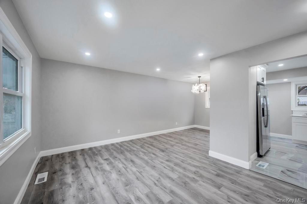 #9 photo, 3004 New London Avenue, Medford , NY 11763