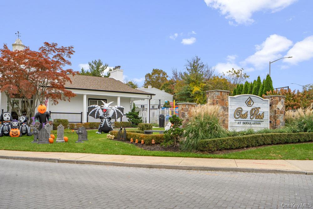 #4 photo, 241-43B Oak Park Drive, クイーンズ区 Douglaston , NY 11362