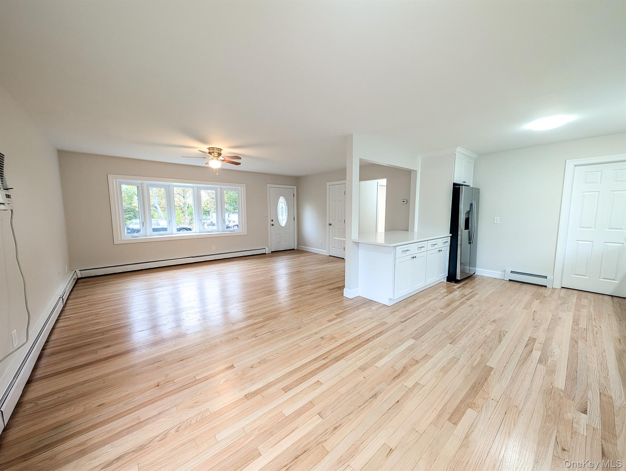 #5 photo, 25 Woodland Road, サフォーク郡 Centereach , NY 11720