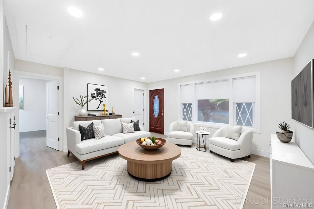 #10 photo, 34 Ormond Avenue, Selden , NY 11784