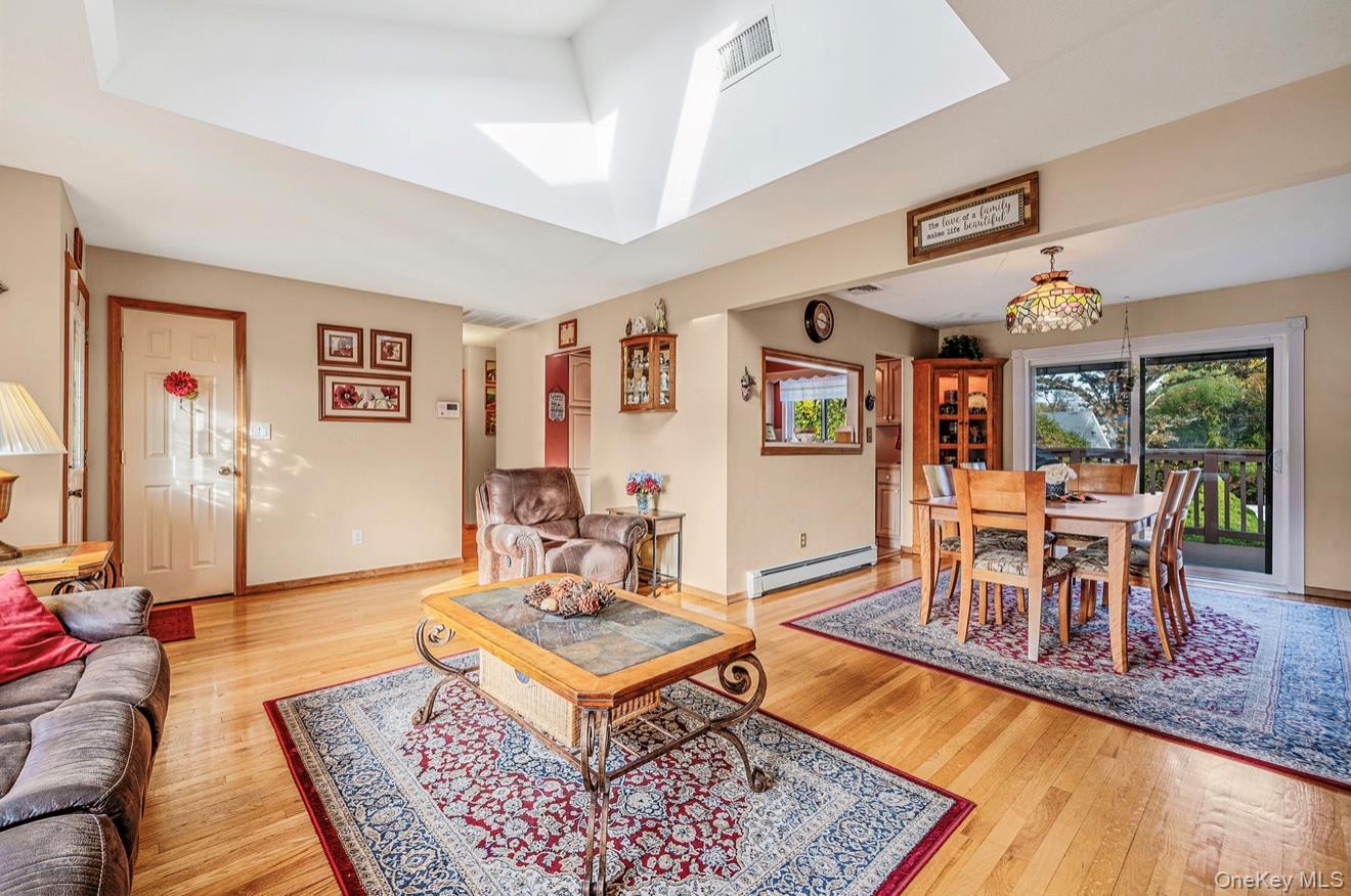 #8 photo, 44 Lenox Street, Lindenhurst , NY 11757