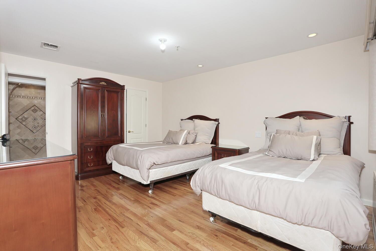 #17 photo, 540 W Central Avenue, Monsey , NY 10952