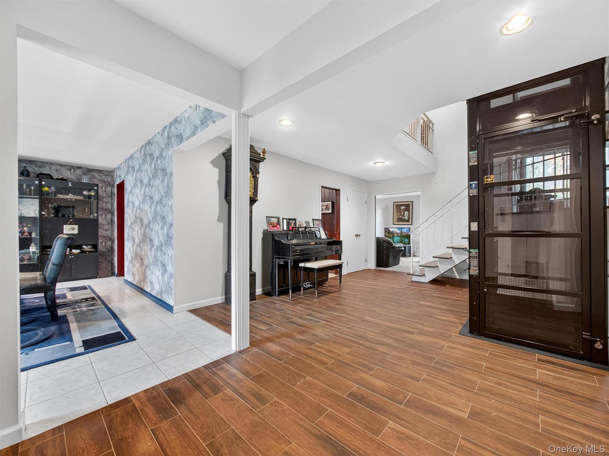 #11 photo, 2 Kings Gate Road, Suffern , NY 10901