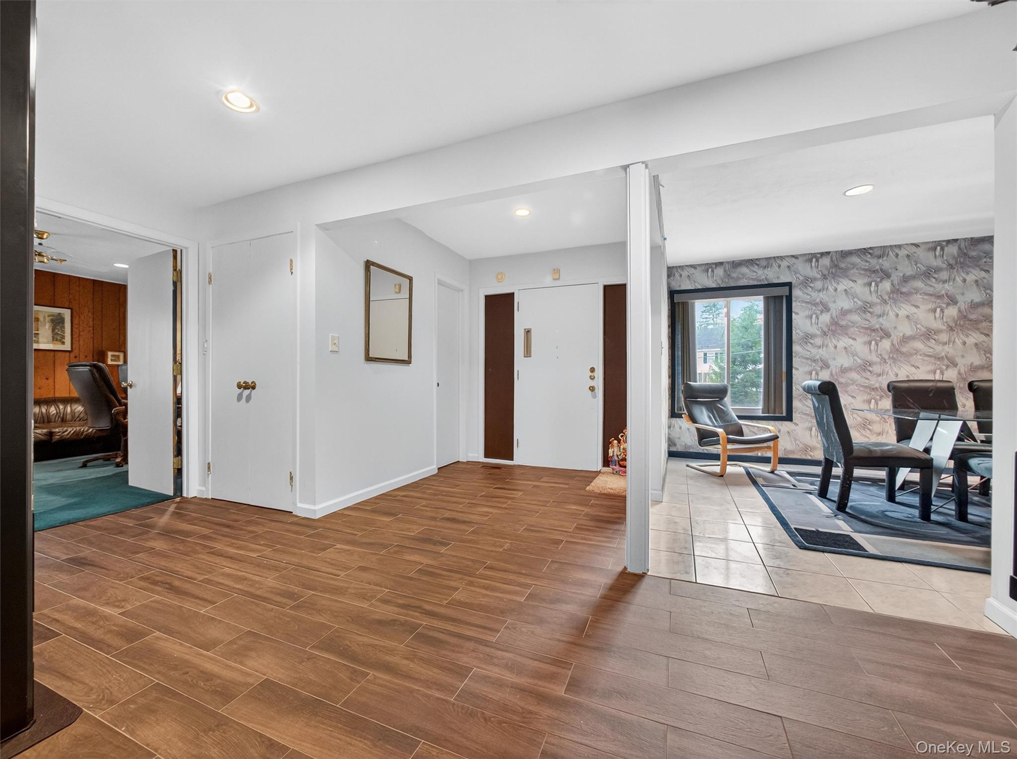 #17 photo, 2 Kings Gate Road, Suffern , NY 10901