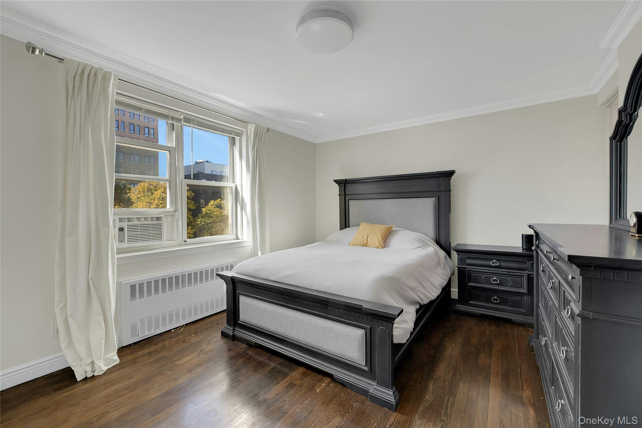 #15 photo, 30 N Broadway, White Plains , NY 10601