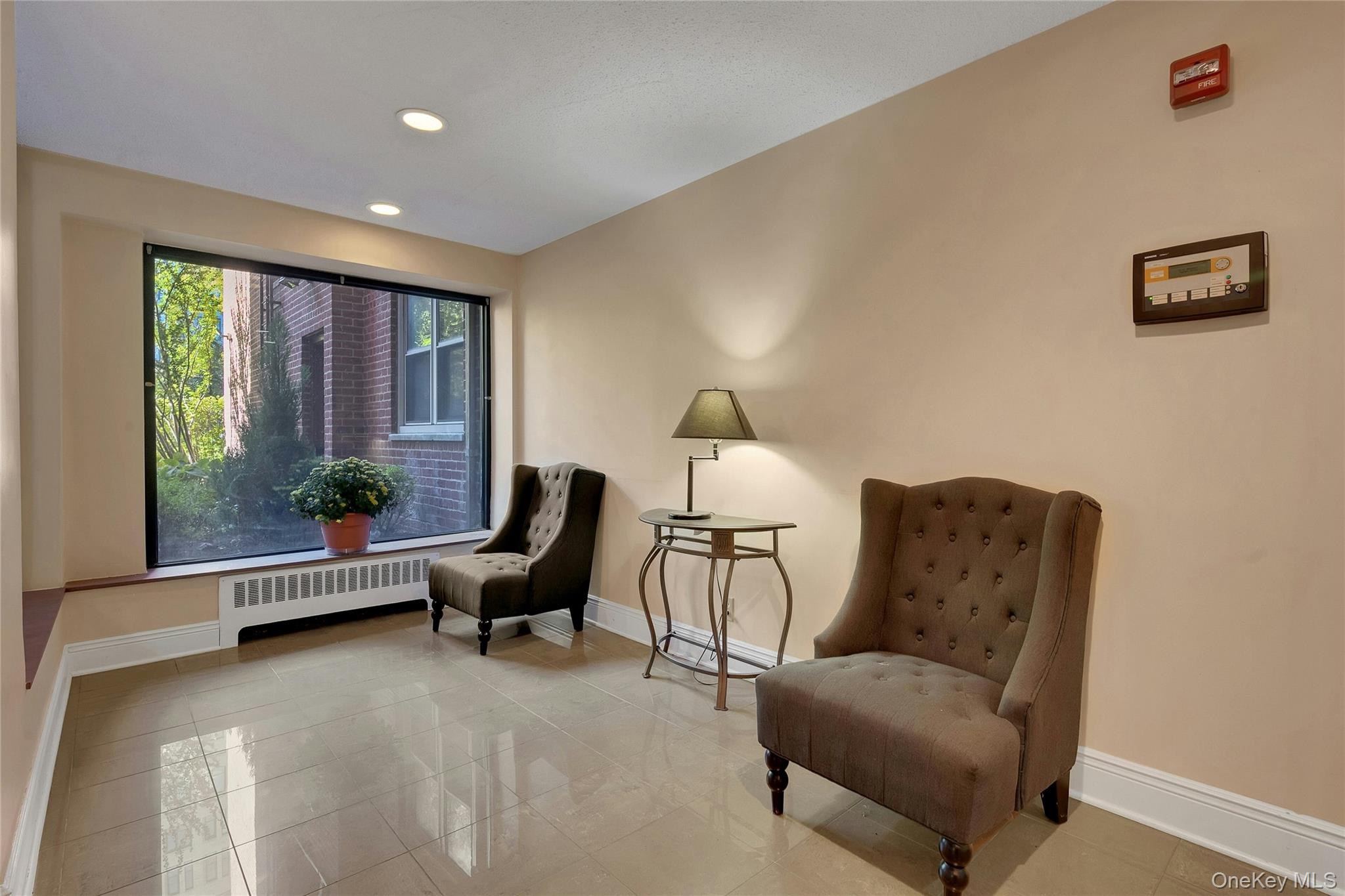 #19 photo, 30 N Broadway, White Plains , NY 10601