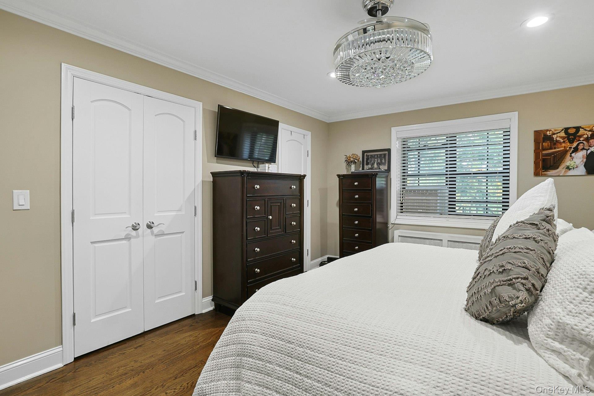 #11 photo, 1245 California Road, Eastchester , NY 10709