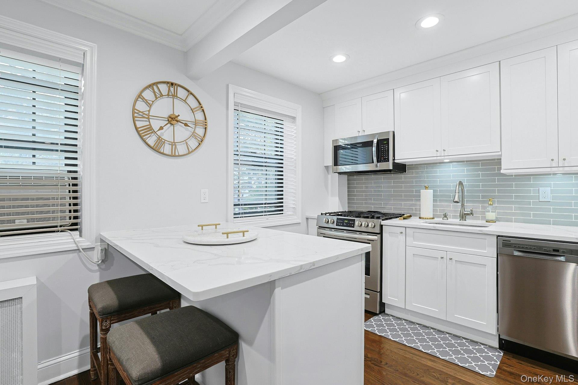 #4 photo, 1245 California Road, Eastchester , NY 10709