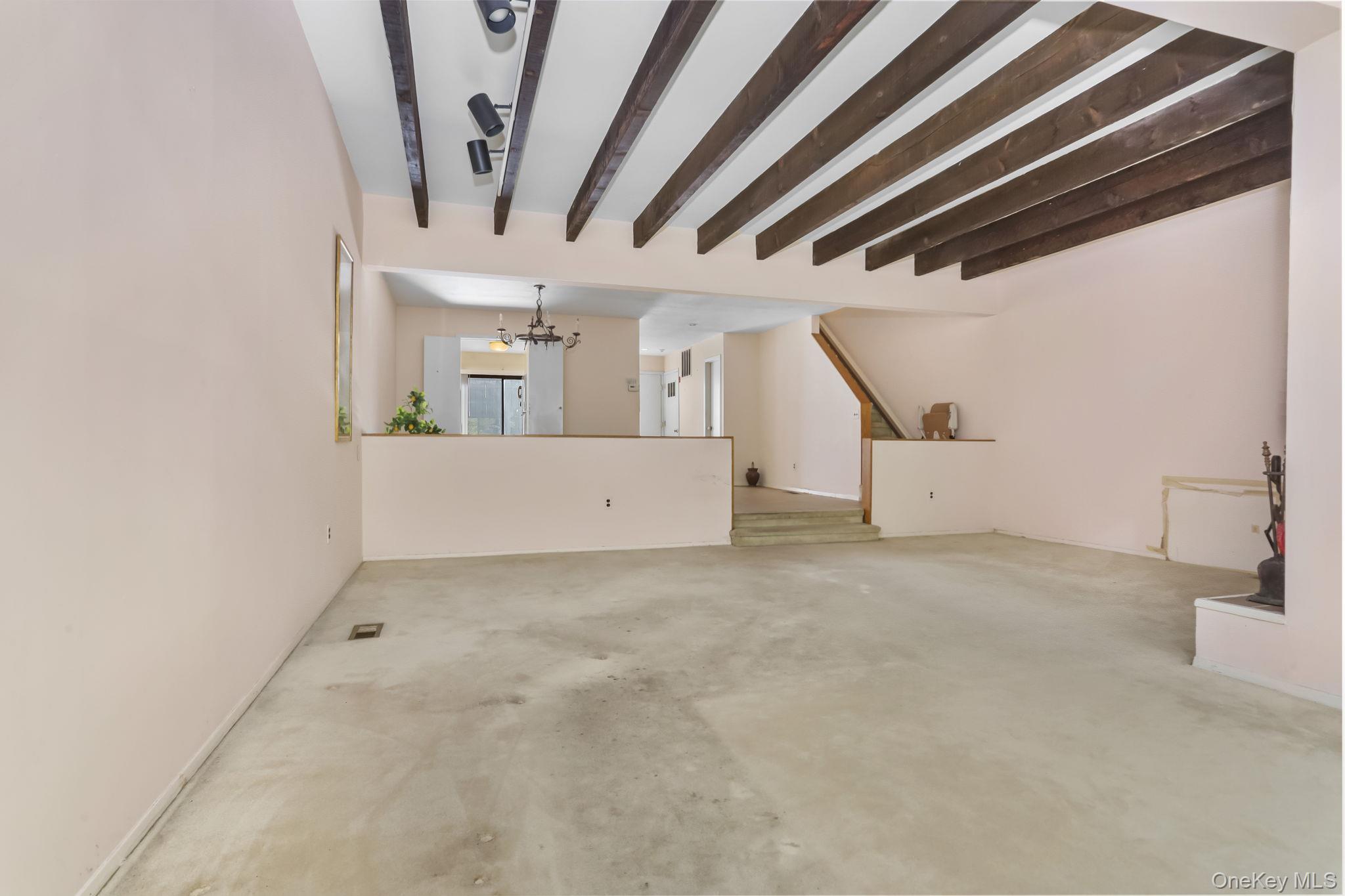 #14 photo, 40 Pine Ridge Road, Larchmont , NY 10538