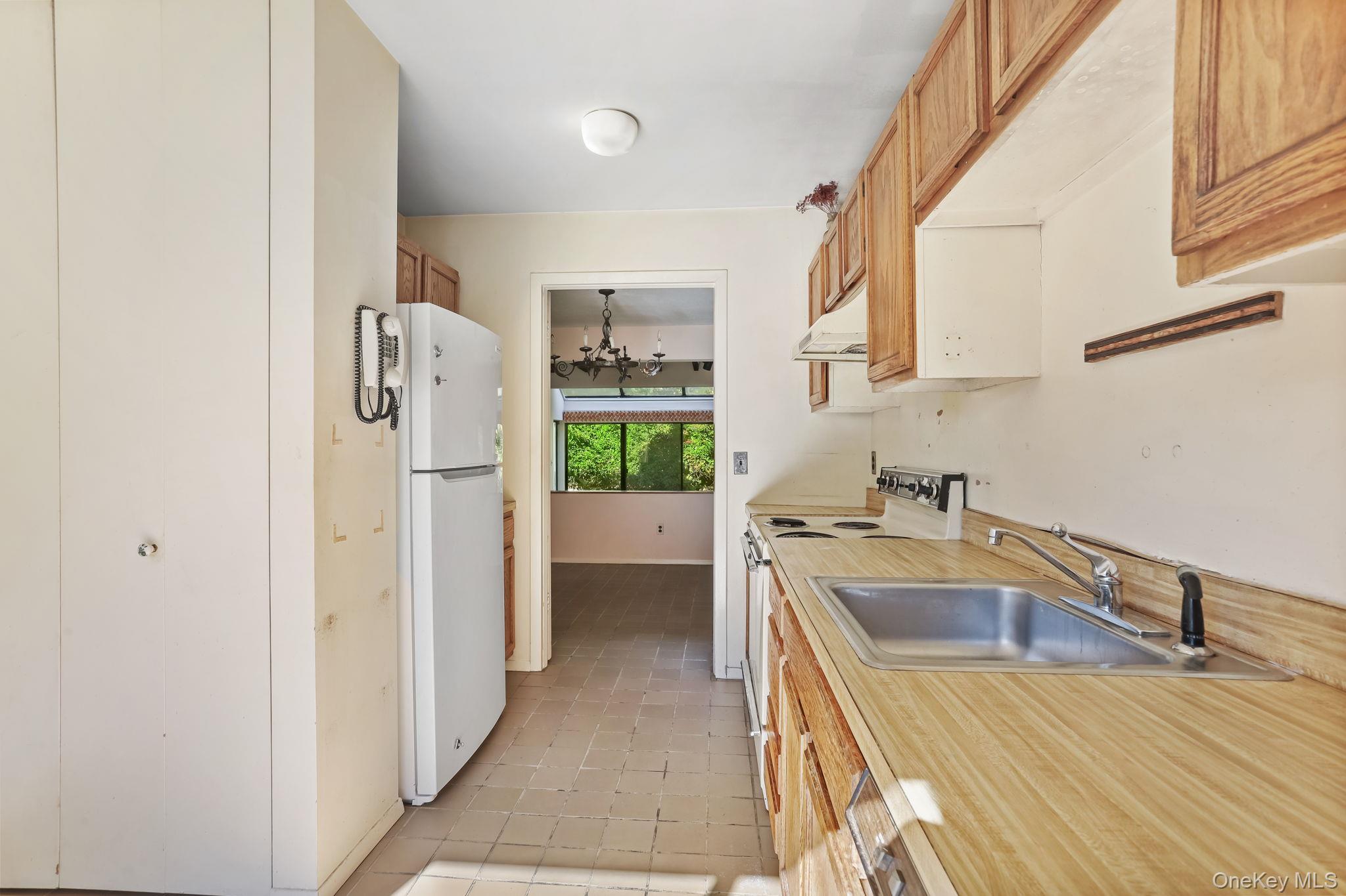 #16 photo, 40 Pine Ridge Road, Larchmont , NY 10538