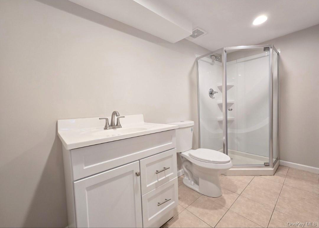 #13 photo, 124 S Coleman Road, サフォーク郡 Centereach , NY 11720