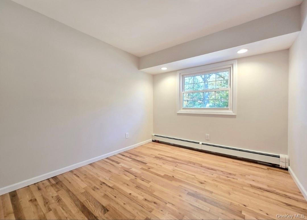 #15 photo, 124 S Coleman Road, サフォーク郡 Centereach , NY 11720