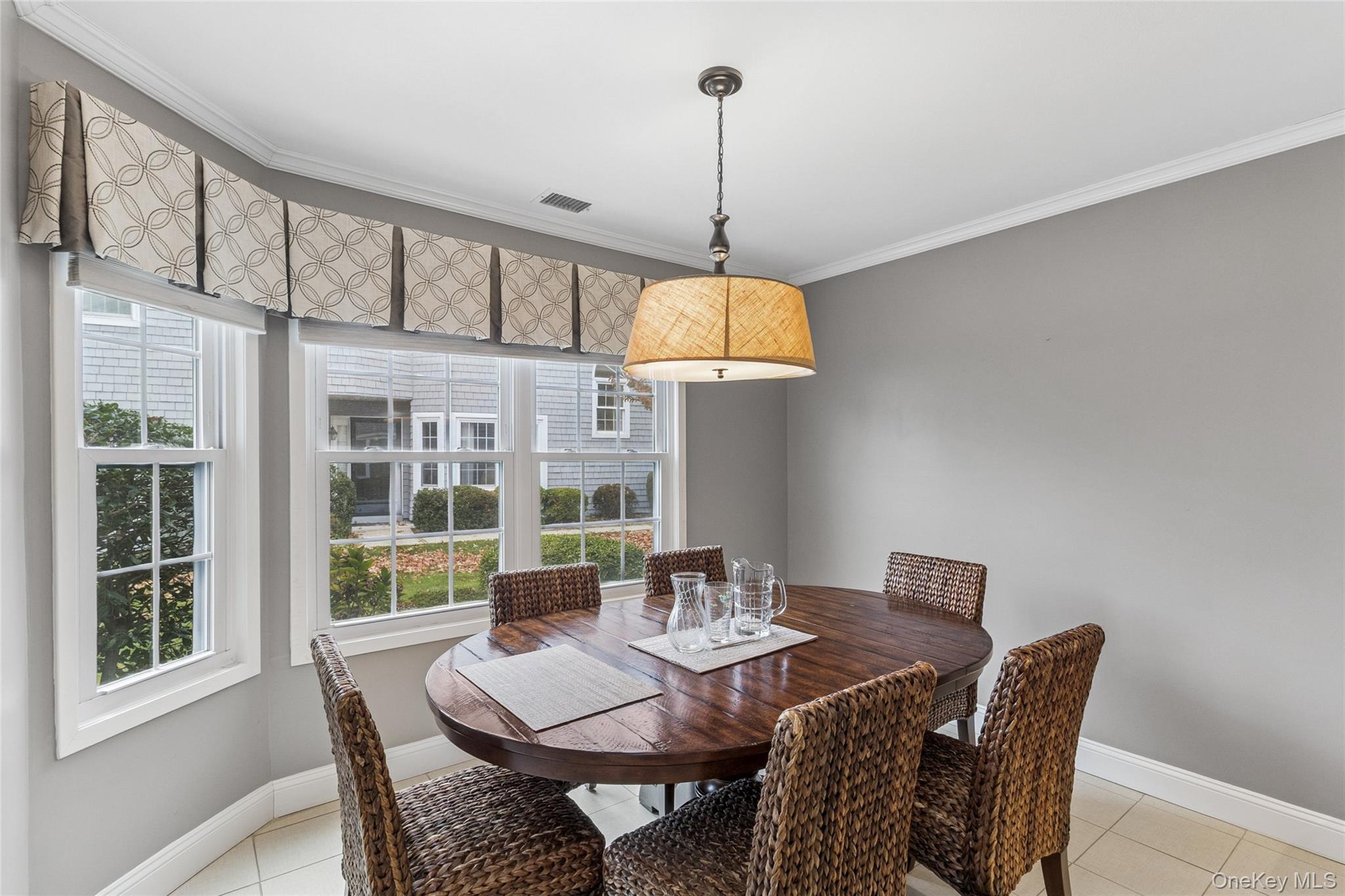 #15 photo, 98 Lakebridge Drive, サフォーク郡 Kings Park , NY 11754