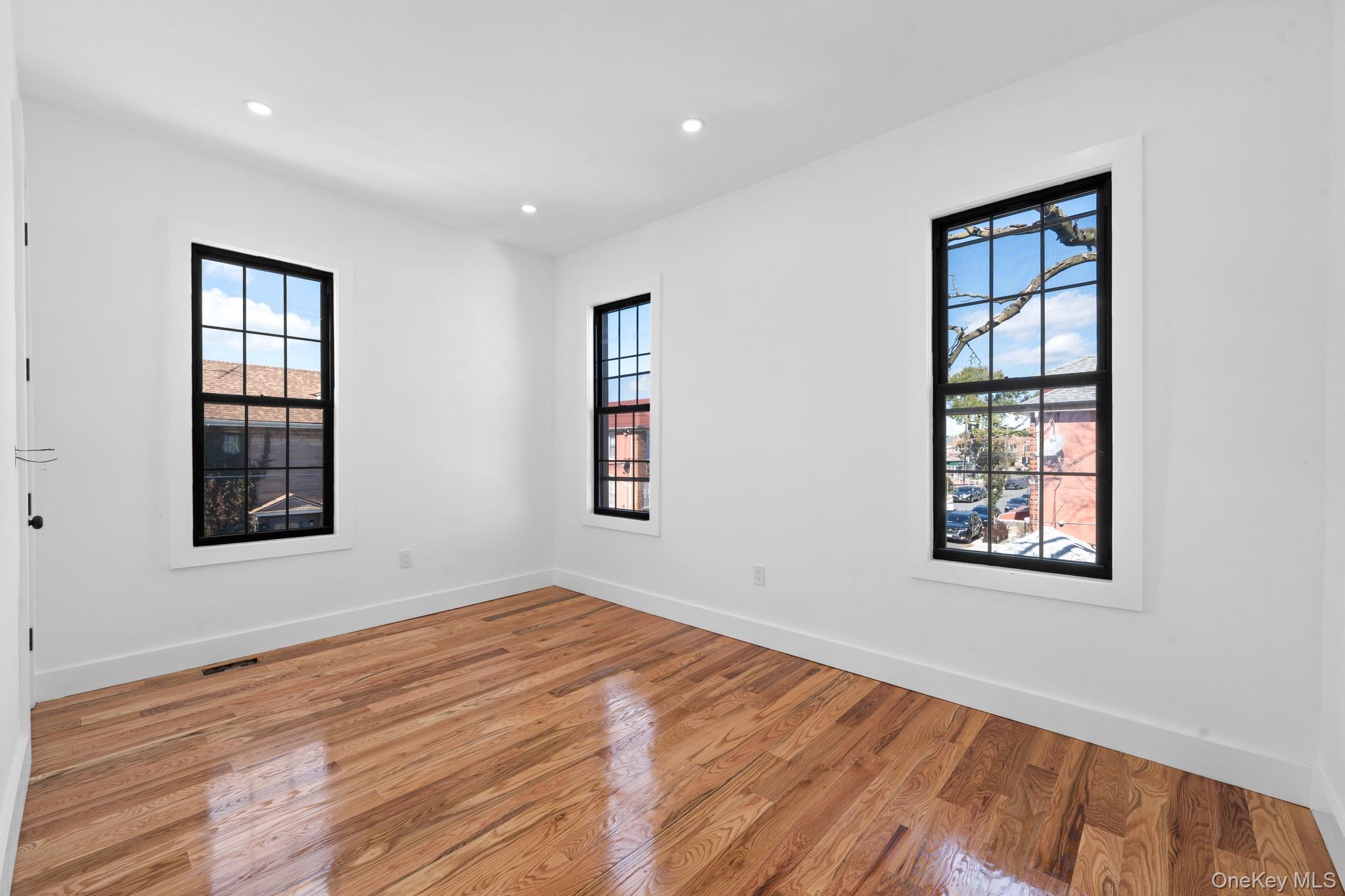 #12 photo, 555 Linden Boulevard, ブルックリン区 Brooklyn , NY 11203