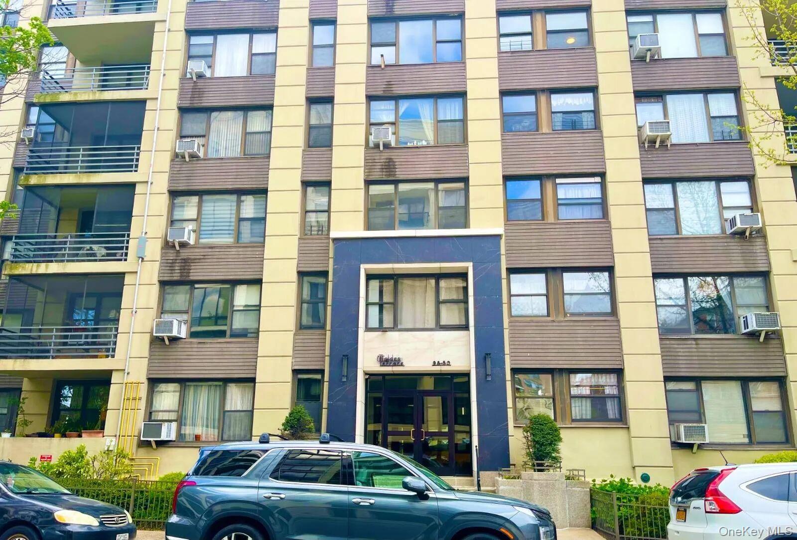#11 photo, 98-34 63rd Drive, クイーンズ区 Rego Park , NY 11374