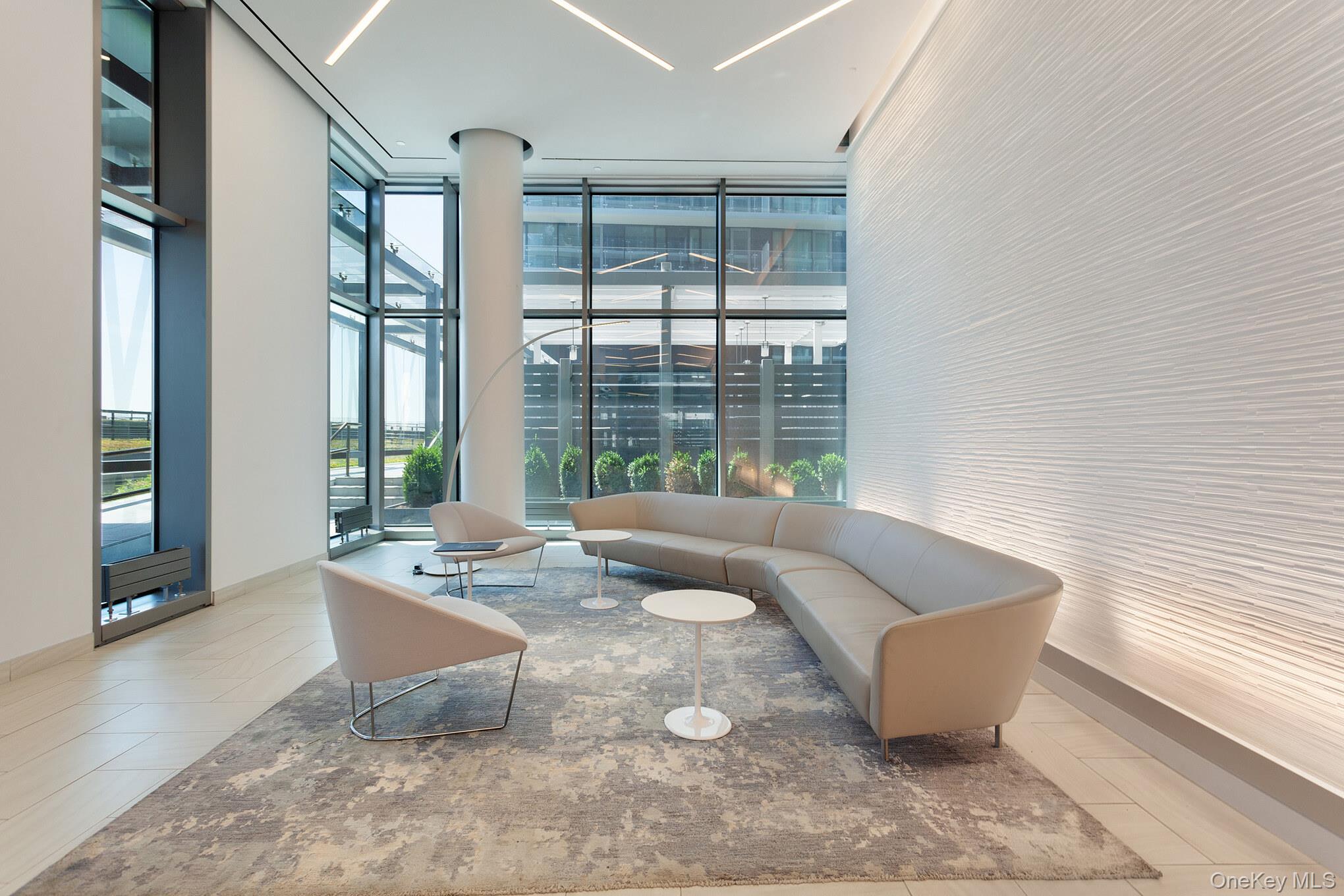 #13 photo, 131-03 40 road Boulevard, クイーンズ区 Flushing , NY 11354