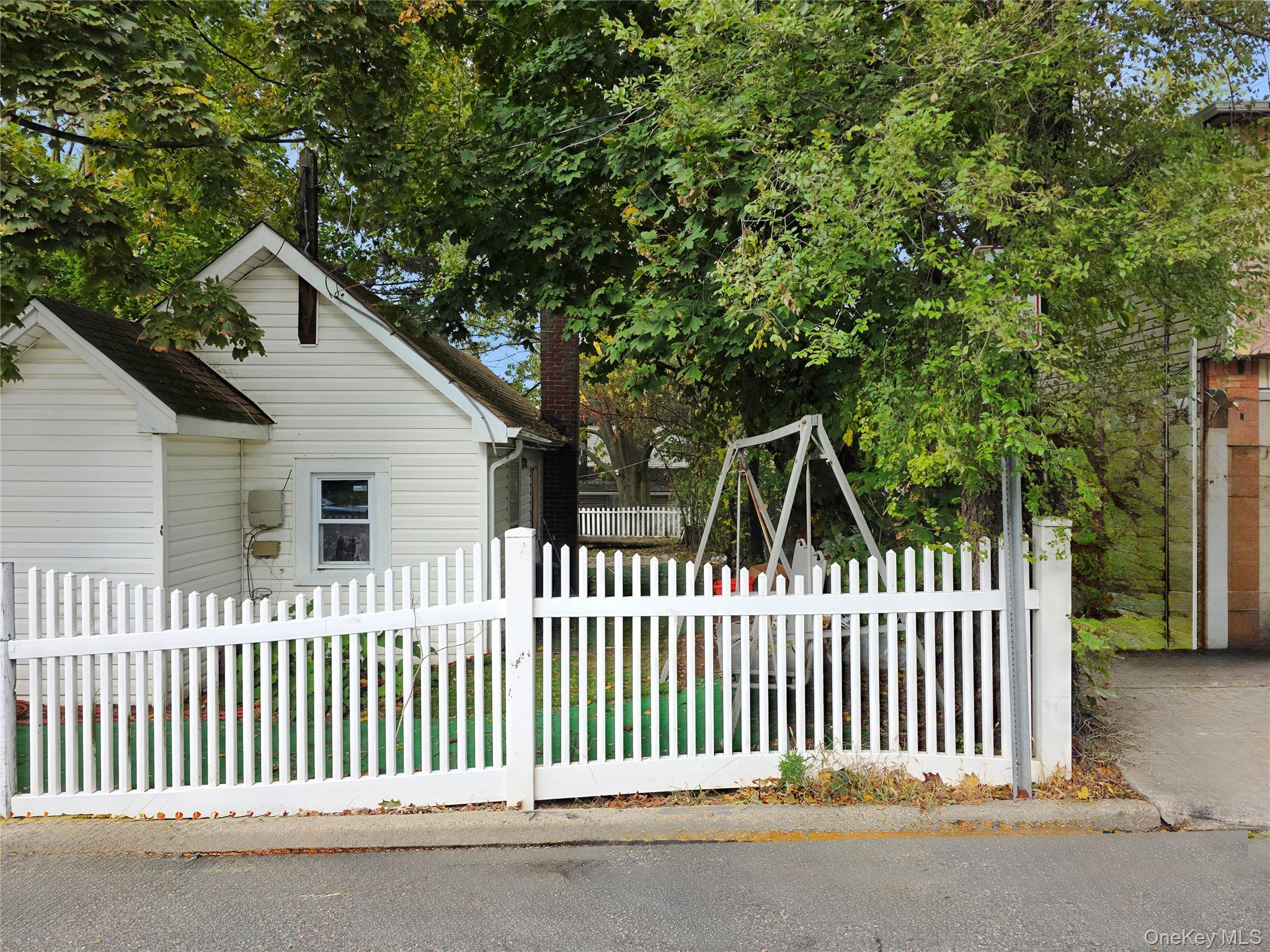 #11 photo, 44 Carnegie Avenue, Elmont , NY 11003