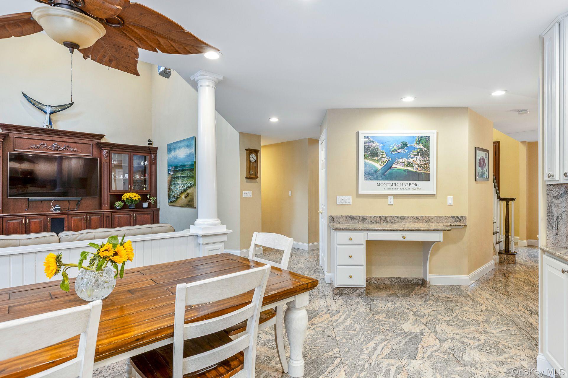 #17 photo, Manorville, サフォーク郡 Manorville , NY 11949