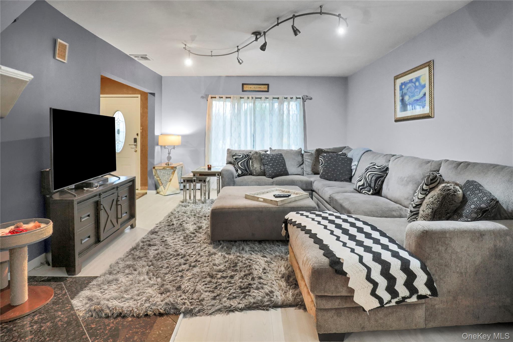 #4 photo, 1763 E Berkshire Road, ナッソー郡 Merrick , NY 11566